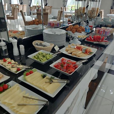 Hotel Lord Radom Ngoại thất bức ảnh