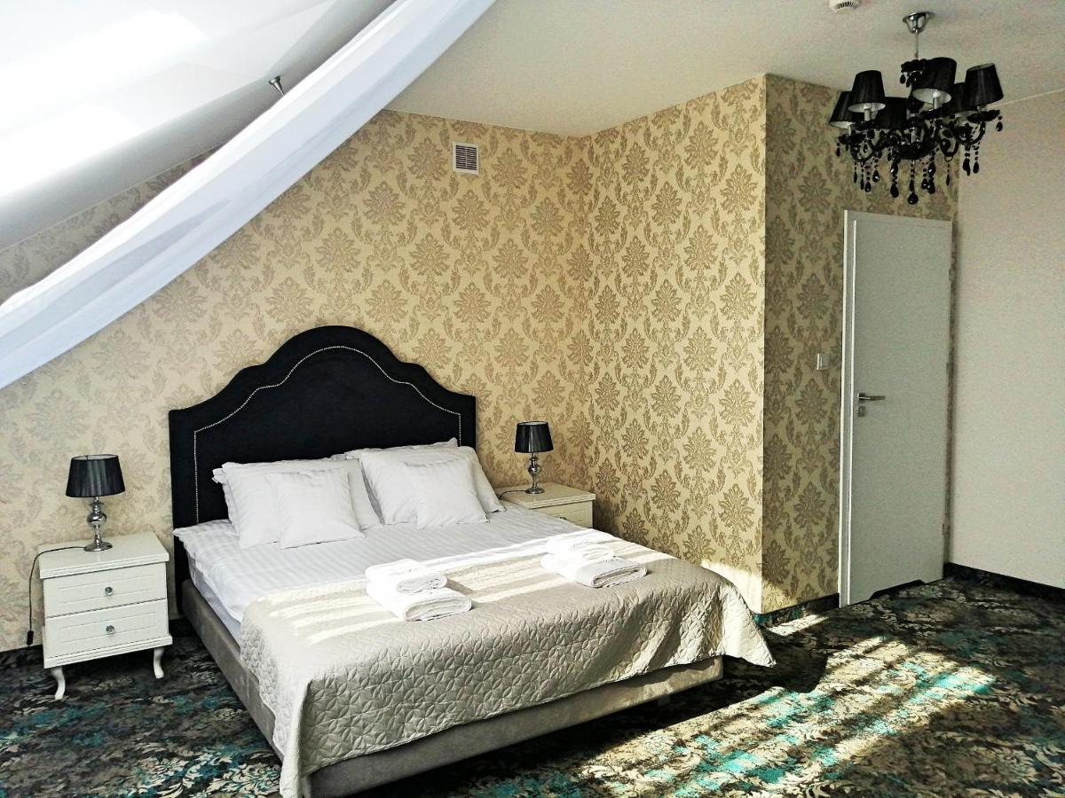 Hotel Lord Radom Ngoại thất bức ảnh