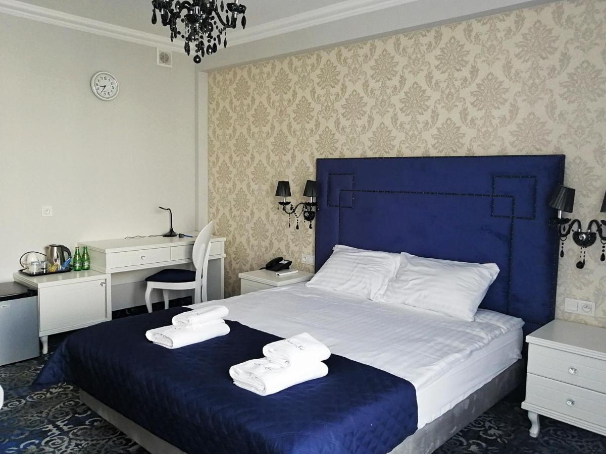 Hotel Lord Radom Ngoại thất bức ảnh