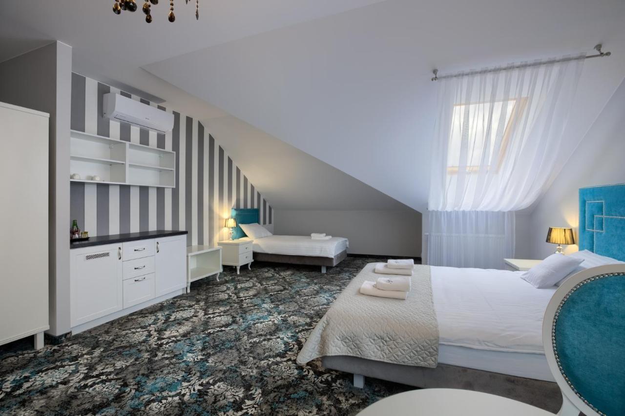 Hotel Lord Radom Ngoại thất bức ảnh