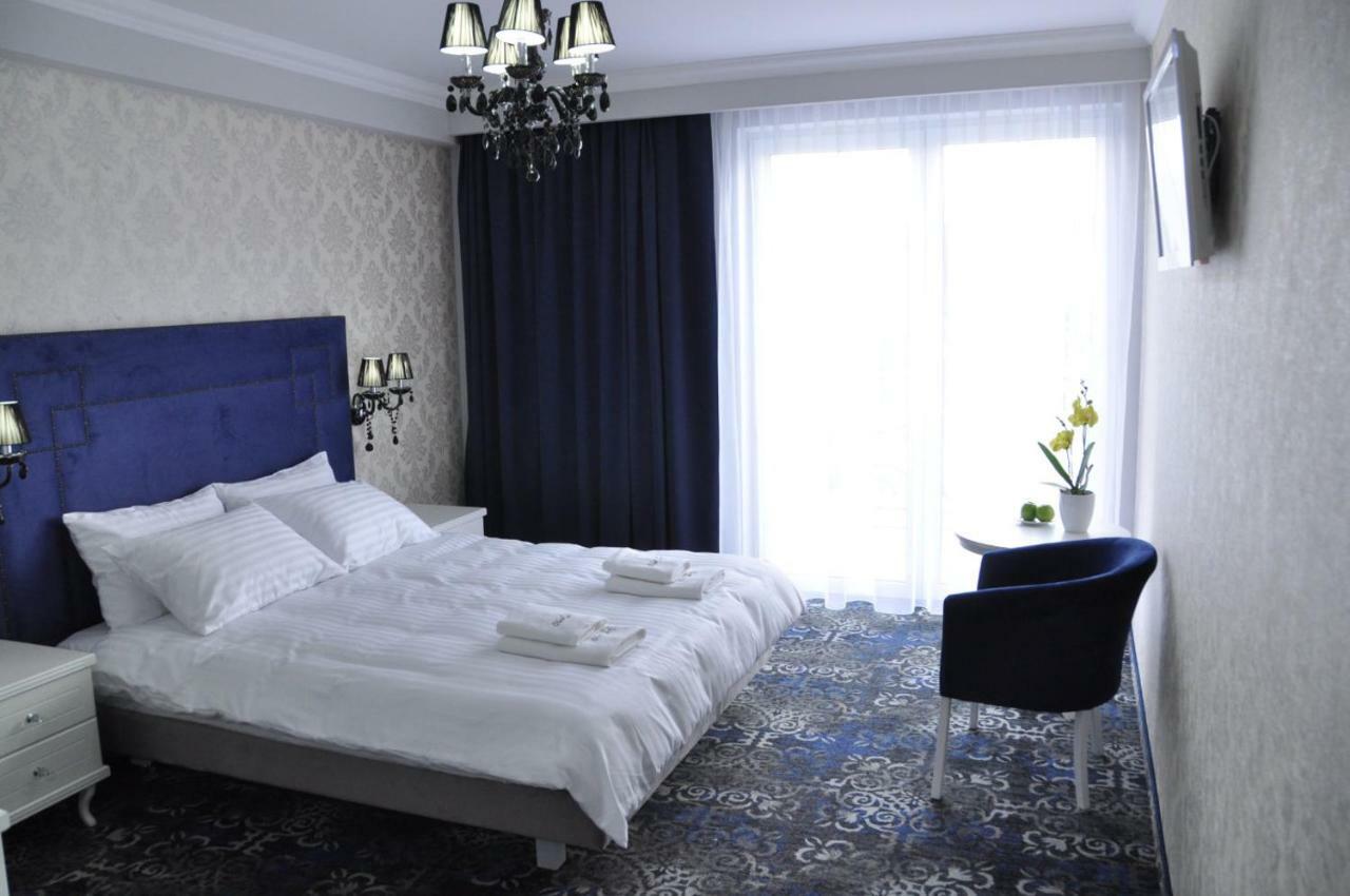 Hotel Lord Radom Ngoại thất bức ảnh