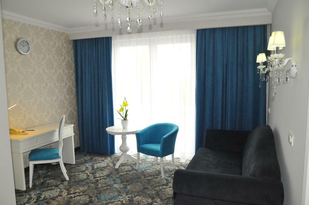 Hotel Lord Radom Ngoại thất bức ảnh