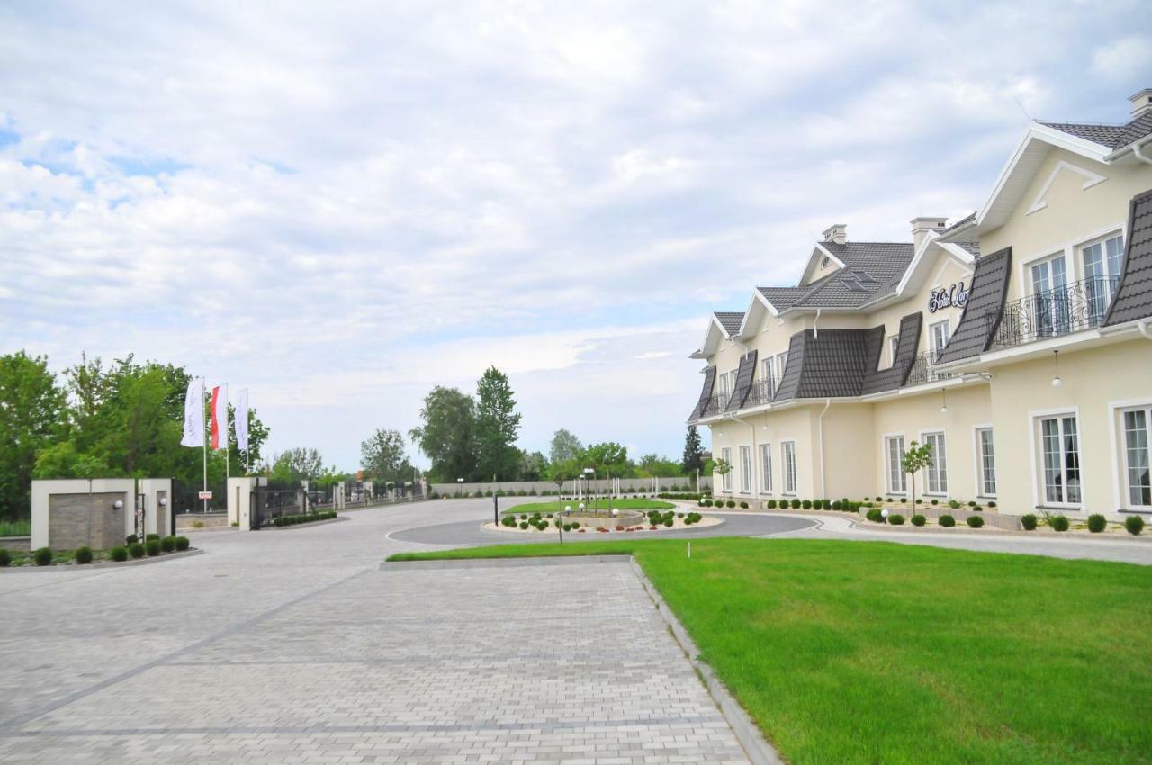 Hotel Lord Radom Ngoại thất bức ảnh